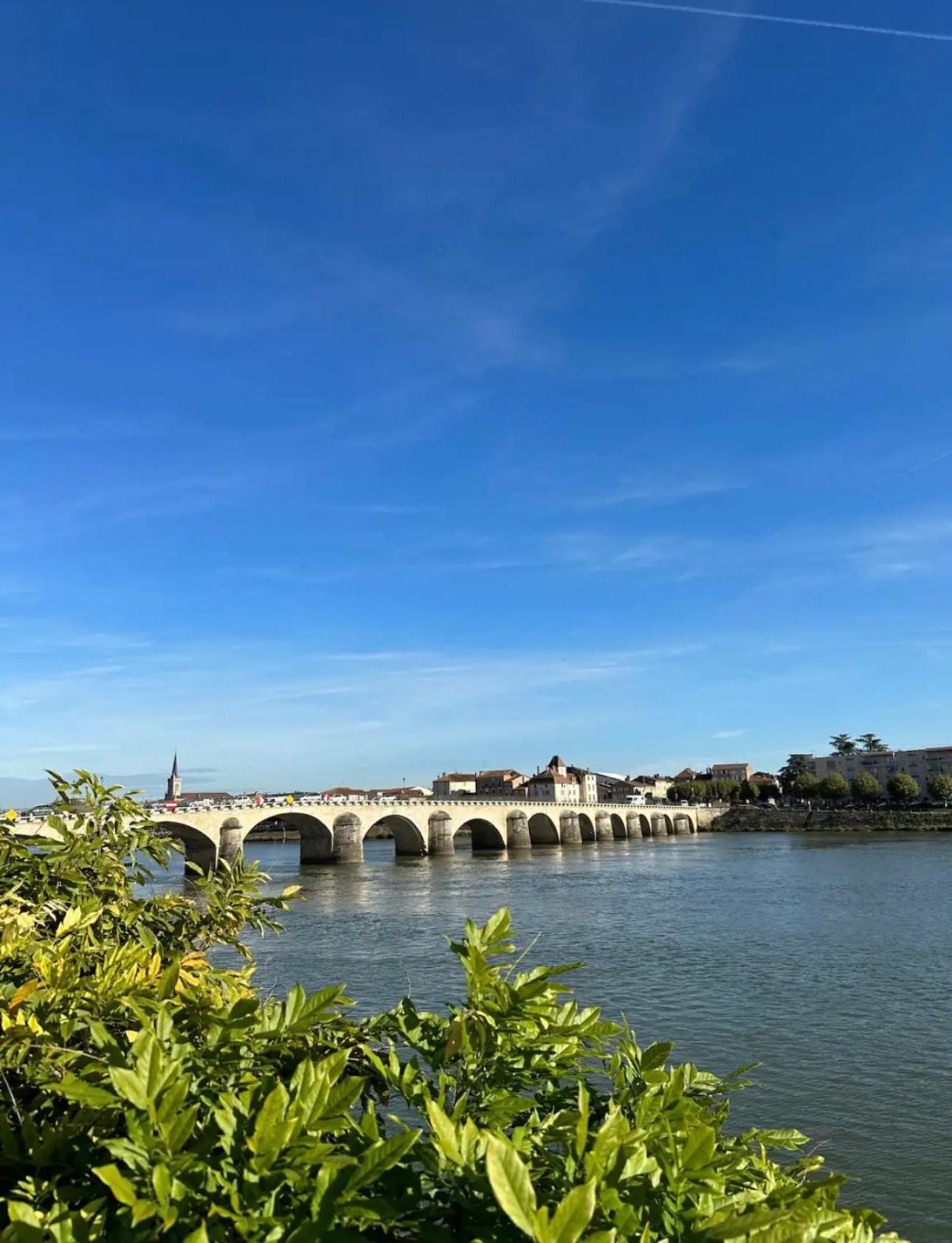 Les Rives De Saone - Balneotherapie Macon Bagian luar foto